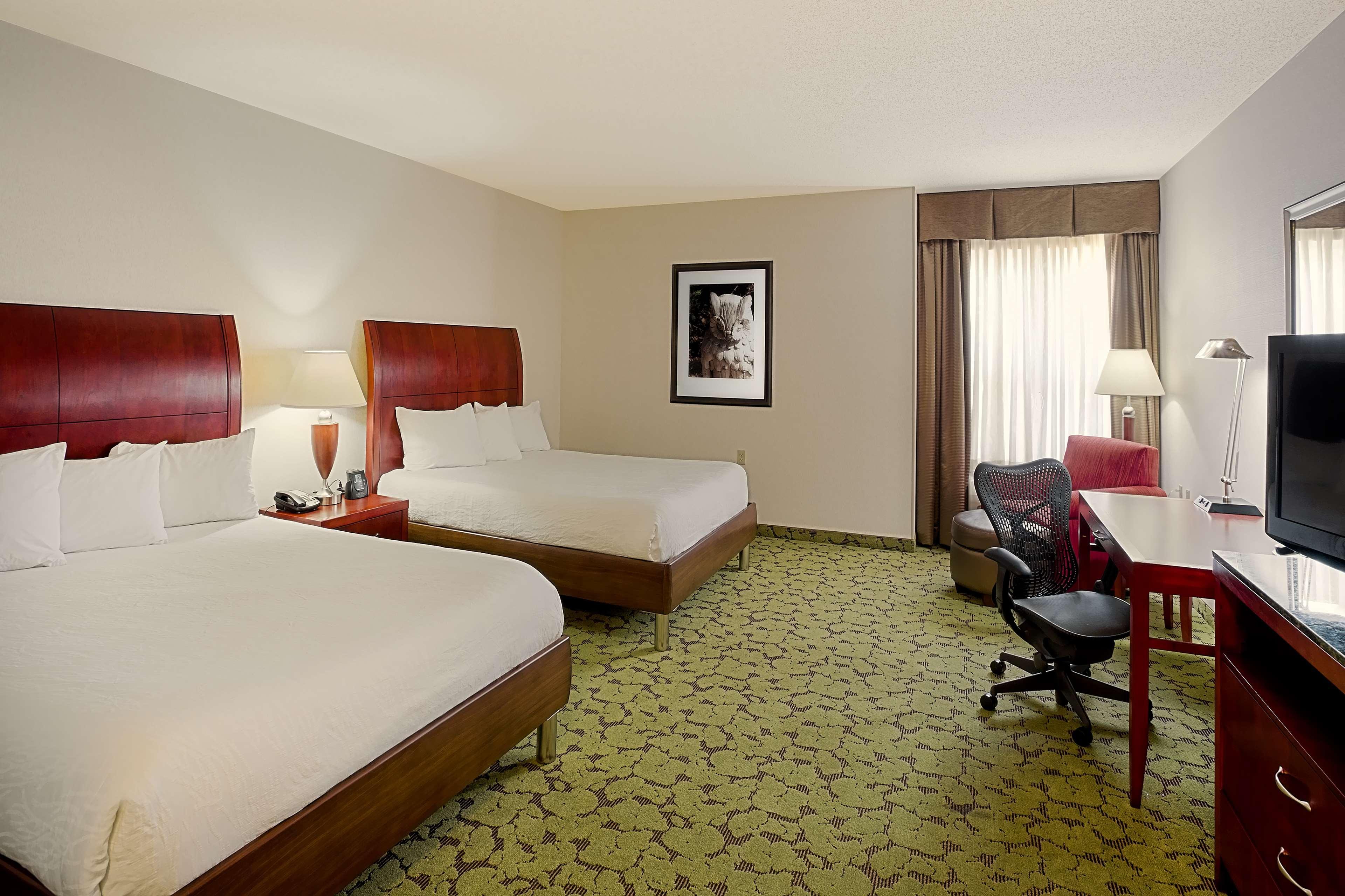 Hilton Garden Inn Bloomington Dış mekan fotoğraf