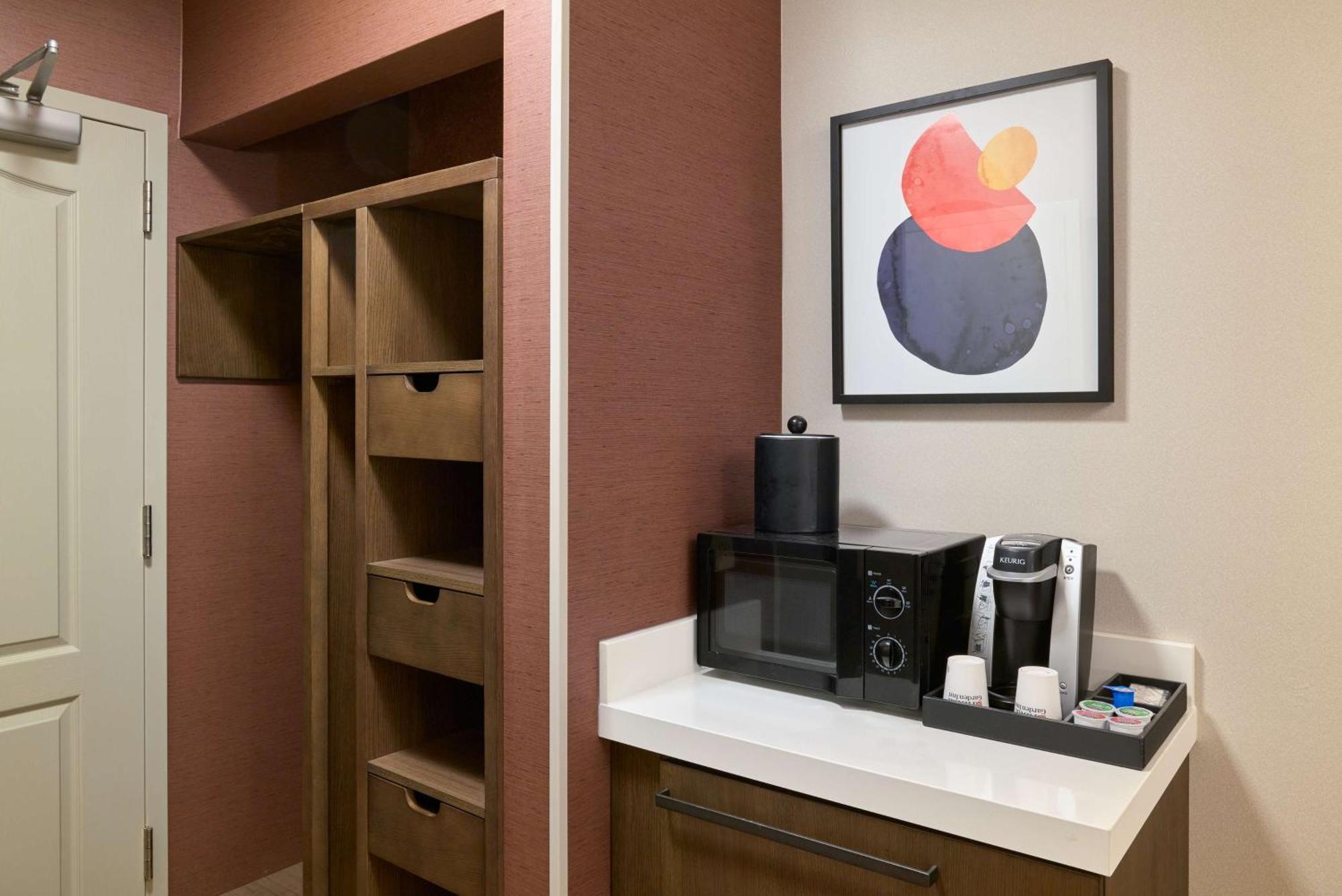 Hilton Garden Inn Bloomington Dış mekan fotoğraf