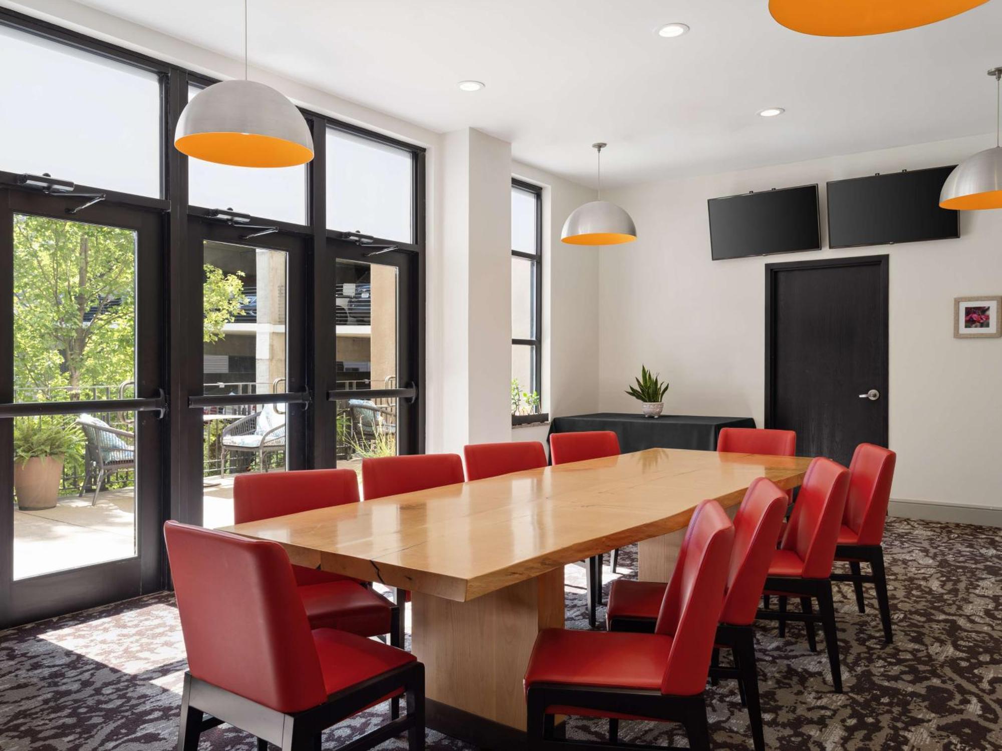 Hilton Garden Inn Bloomington Dış mekan fotoğraf