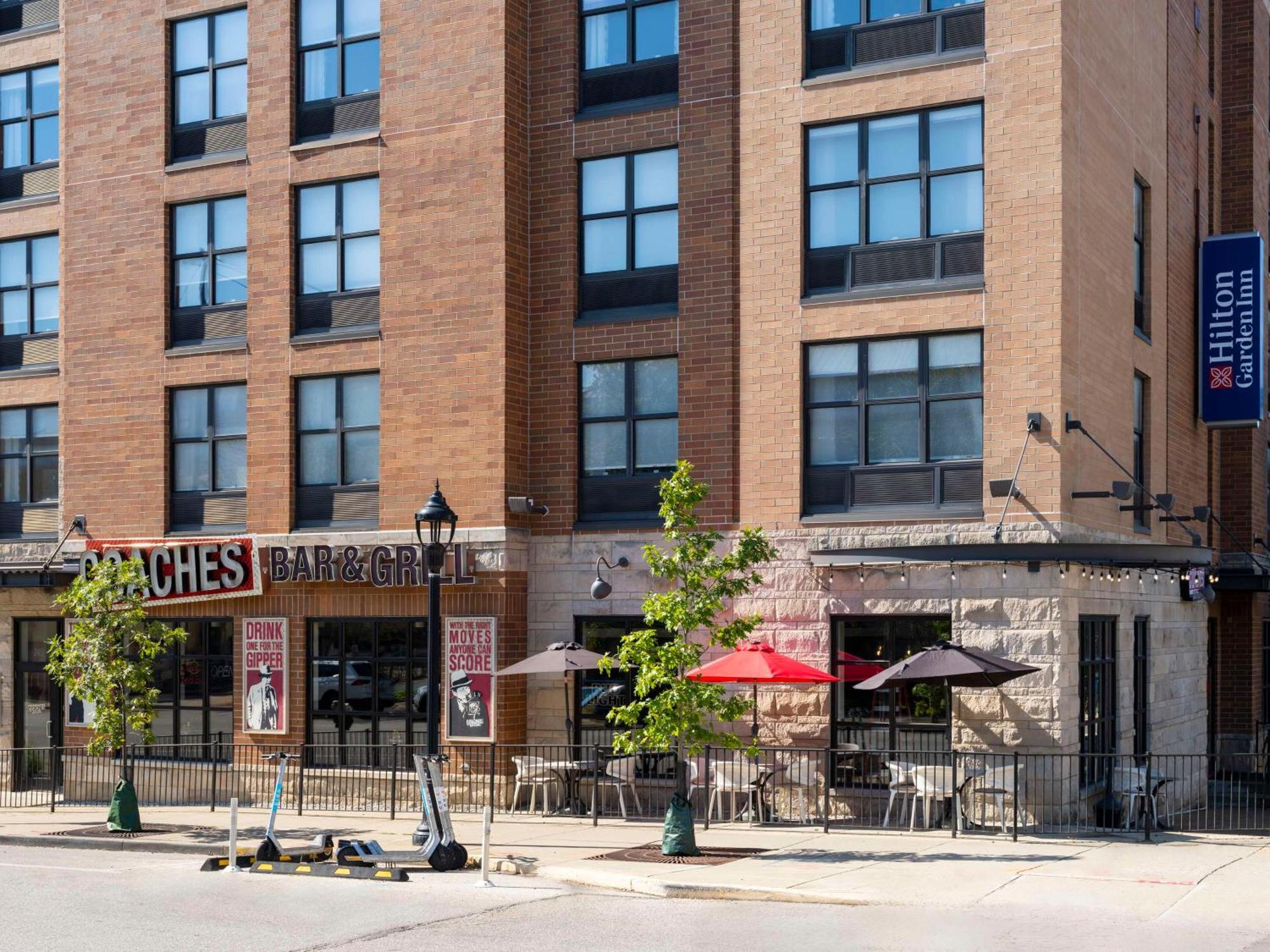 Hilton Garden Inn Bloomington Dış mekan fotoğraf