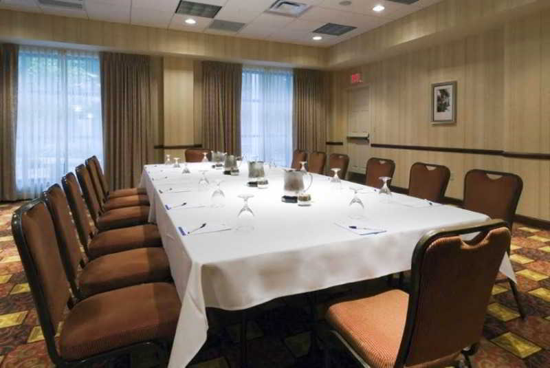 Hilton Garden Inn Bloomington Dış mekan fotoğraf